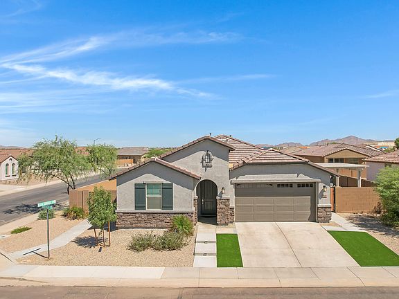 3rd image of 418 E EMERALD Drive