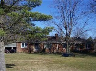 2343 S Lipkey Rd, North Jackson, OH 44451