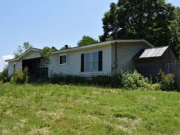 61 Upton Rd, Pulaski, NY 13142