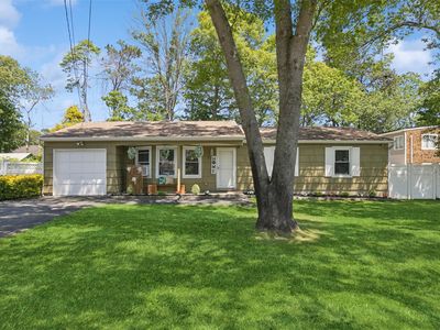 9 Albermarle Avenue, Holtsville, NY, 11742