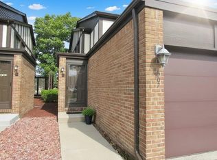 507 Country Club Dr, Saint Clair Shores, MI