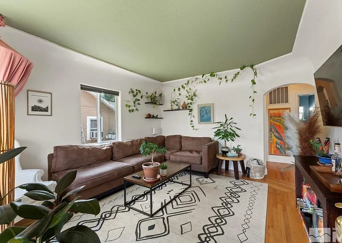 Building Photo - 1289 Bon Rea Way