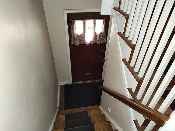 3rd image of 4956 Wynnefield Ave Floor 2
