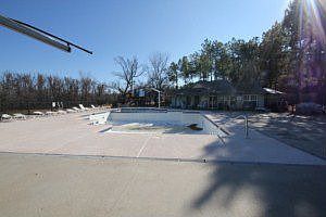 Community pool