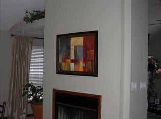 627 Crofton Circle Ct, Ballwin, MO 63021