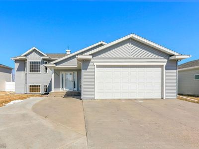 5239 47th Ave S, Fargo, ND, 58104