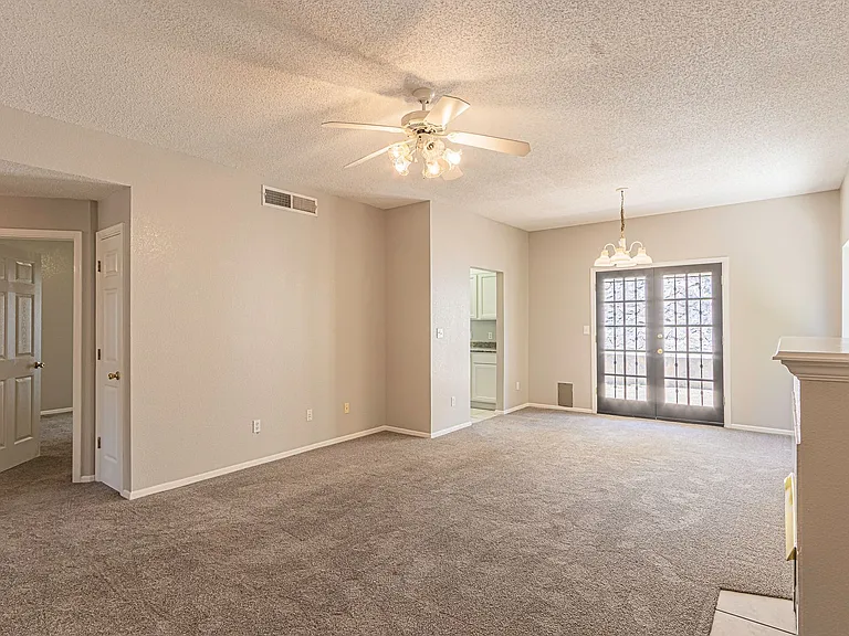 4600 Leeds Ave — Photo 5
