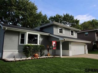 4911 S 91st St, Omaha, NE 68127