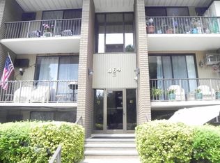 460B Liberty St #208, Little Ferry, NJ 07643