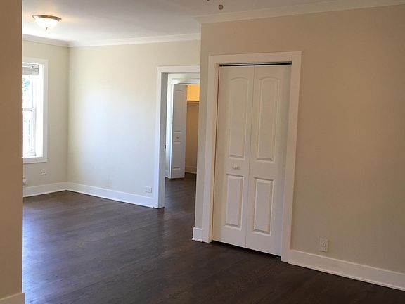 5th image of 4216-4219 N Clark St #2