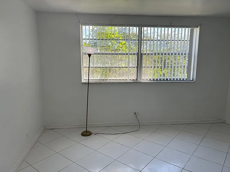 3900 NW 76th Ave #107 — Photo 10