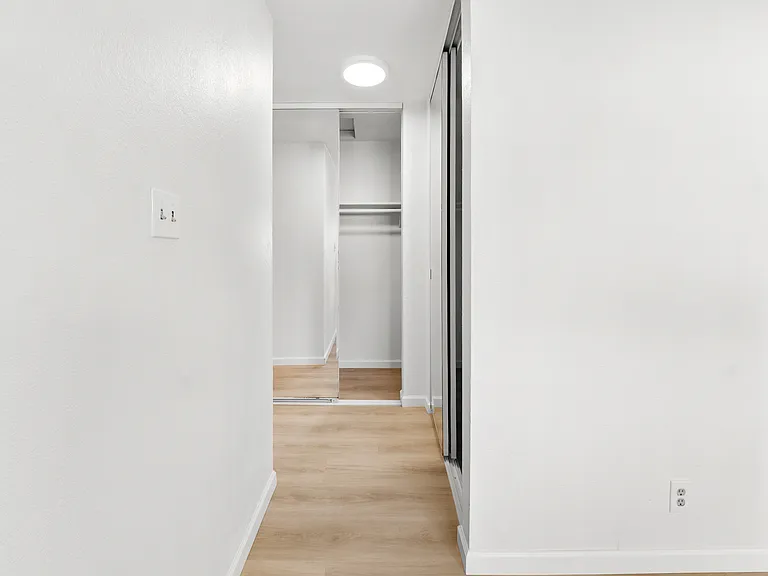 20459 John Dr #3 — Photo 4