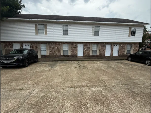 904 N Montgomery St, Starkville, MS