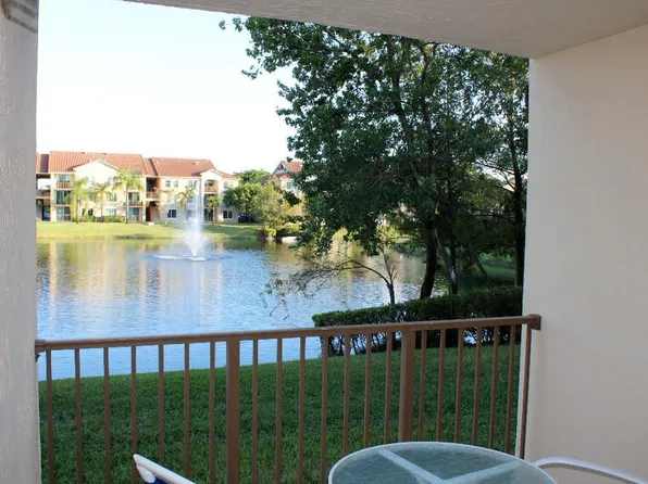 808 Villa Cir #808, Boynton Beach, FL 33435