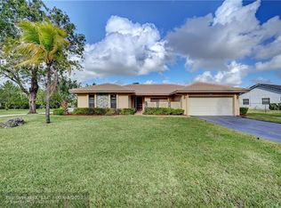 8655 NW 19th Dr, Coral Springs, FL 33071