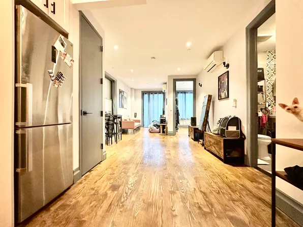 264 Sullivan Place 4D image 8 of 8