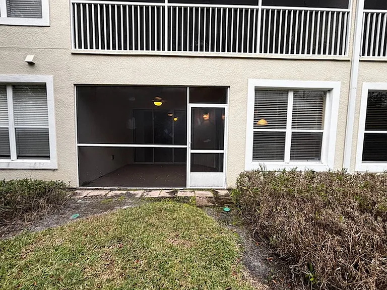 520 Hockendale Cv — Photo 17