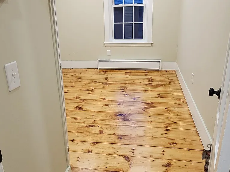 544 Main St #6 — Photo 7