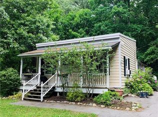 2517 Hartford Ave, Johnston, RI 02919