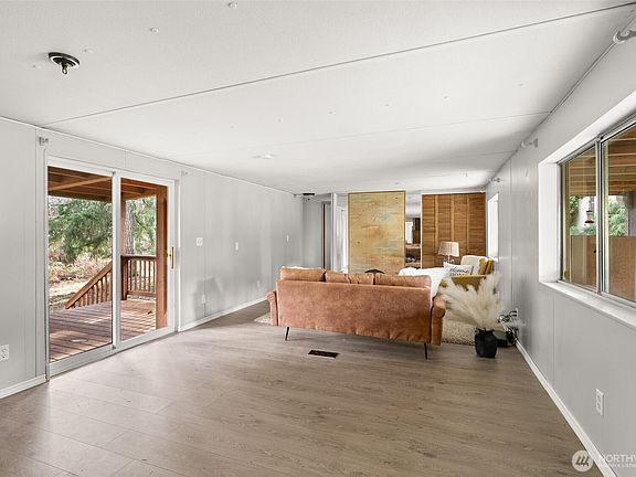 5th image of 213 Sommerville Road