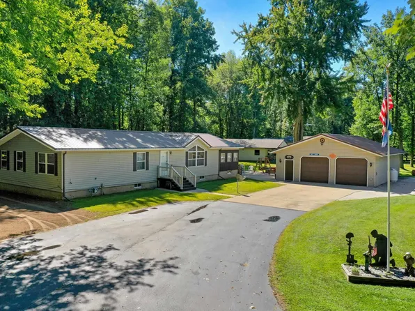 W4933 Woodland Rd, Bonduel, WI 54107