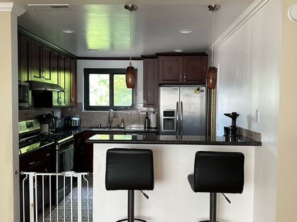 452 Lynbrook Dr, Pacifica, CA 94044