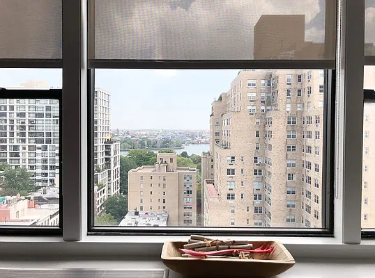 Rented by J Garson LLC | media 12