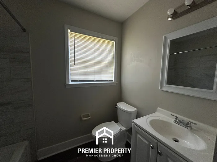 5715 Longacre Ave — Photo 13