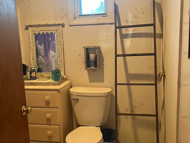 136 Crystal Cove Ct — Photo 4