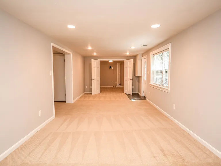 1211 Vinita Ln — Photo 51