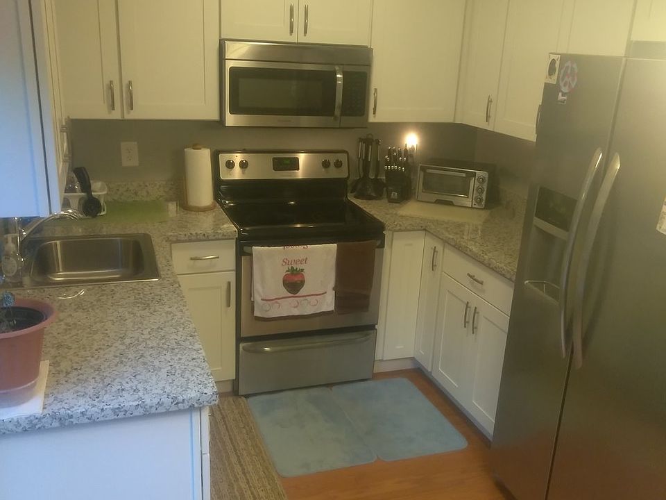 2nd image of 4495 SW 96th Ave APT 8