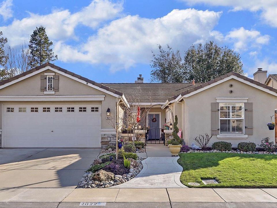 1st image of 2622 Paradise Dr