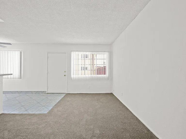 Westminster Apartments — Photo 44
