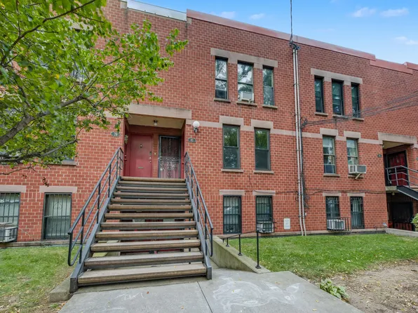 81 President Street image 1 of 27