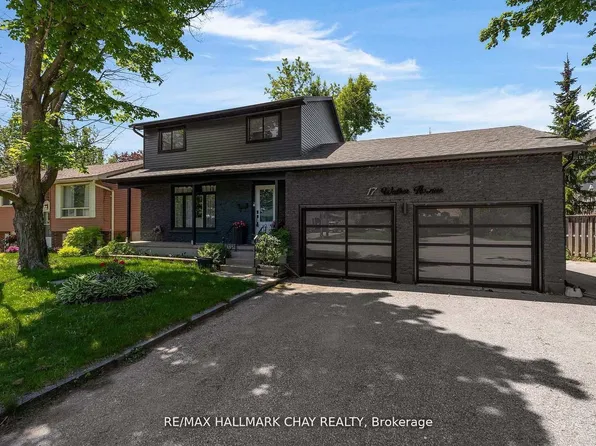 17 Walker Ave, Orillia, ON L3V 6G8