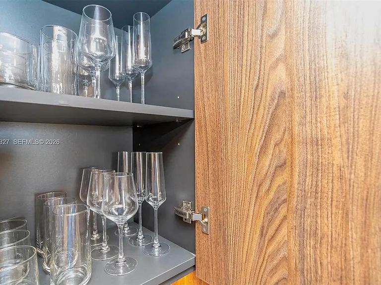 1611 SW 2nd Ave #817 — Photo 9