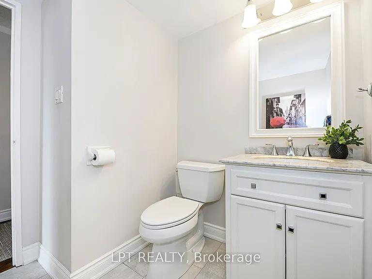 1300 Marlborough Ct #534 — Photo 25