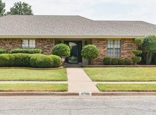 2705 Shepherds Gln, Wichita Falls, TX 76308