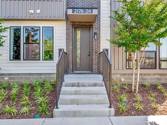 3rd image of 2176 Carson St #23
