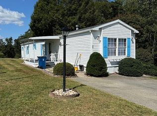 223 Edsel Dr, Ruffs Dale, PA 15679