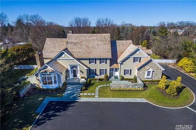 1st image of 5 Fox Meadow Ln