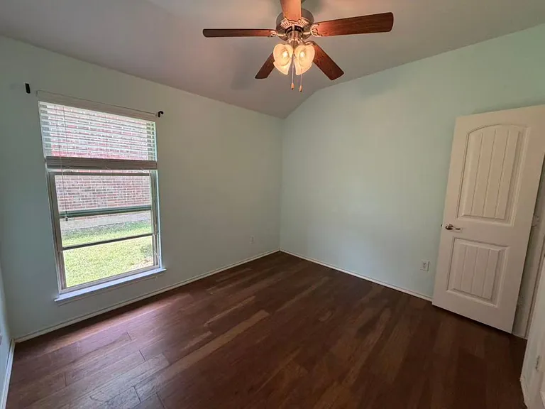 832 Cheyenne Dr — Photo 10
