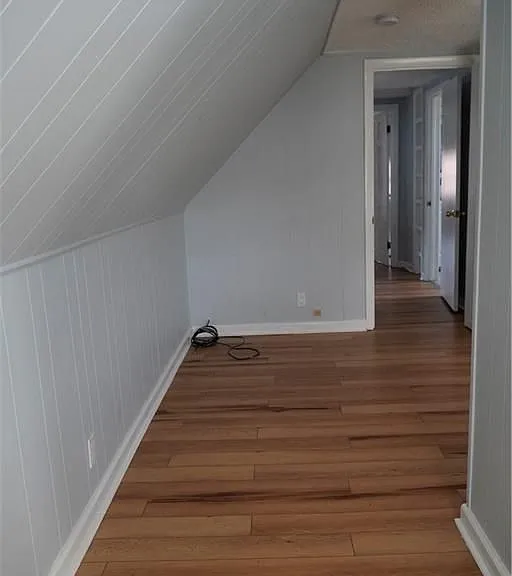 1358 Narragansett Blvd — Photo 37