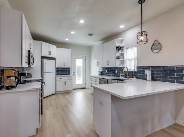 5101 Calmont Ave, Fort Worth, TX 76107
