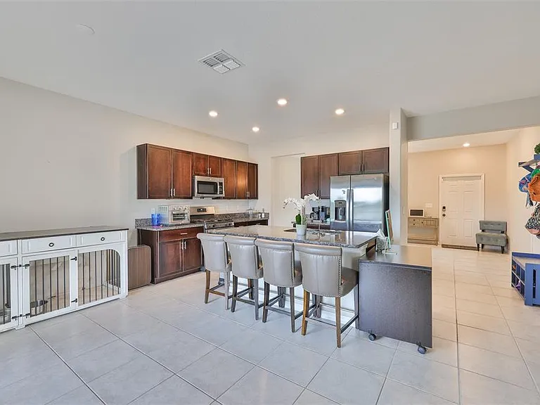 9454 Channing Hill Dr — Photo 3