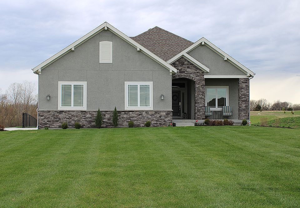 1st image of 23242 Pawnee Rd