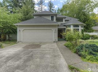9515 Amanda Dr NE, Olympia, WA