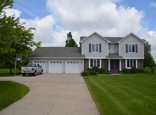 27693 Meadowview Ln, Adel, IA 50003