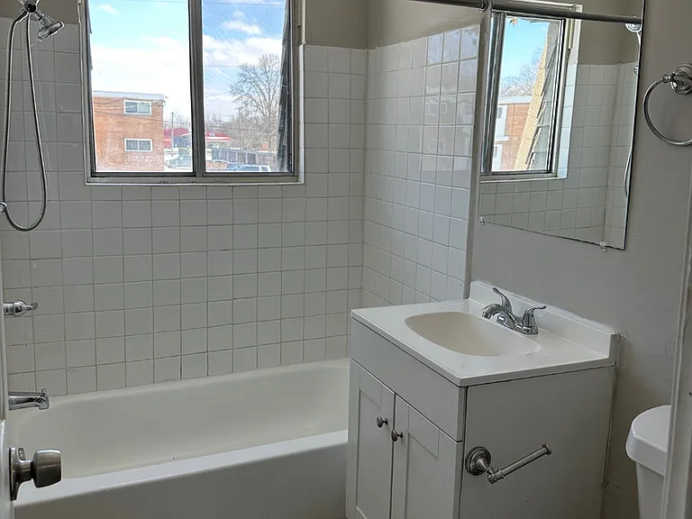 Hidden Village TownHomes — Photo 11