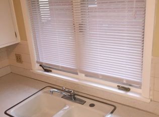 920 23rd St, Rockford, IL 61108